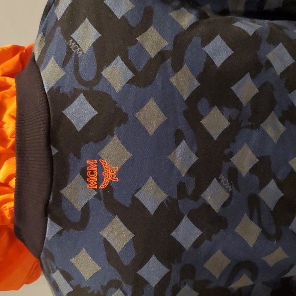 MCM Camo Hoodie Jacket - Picture 12 of 12